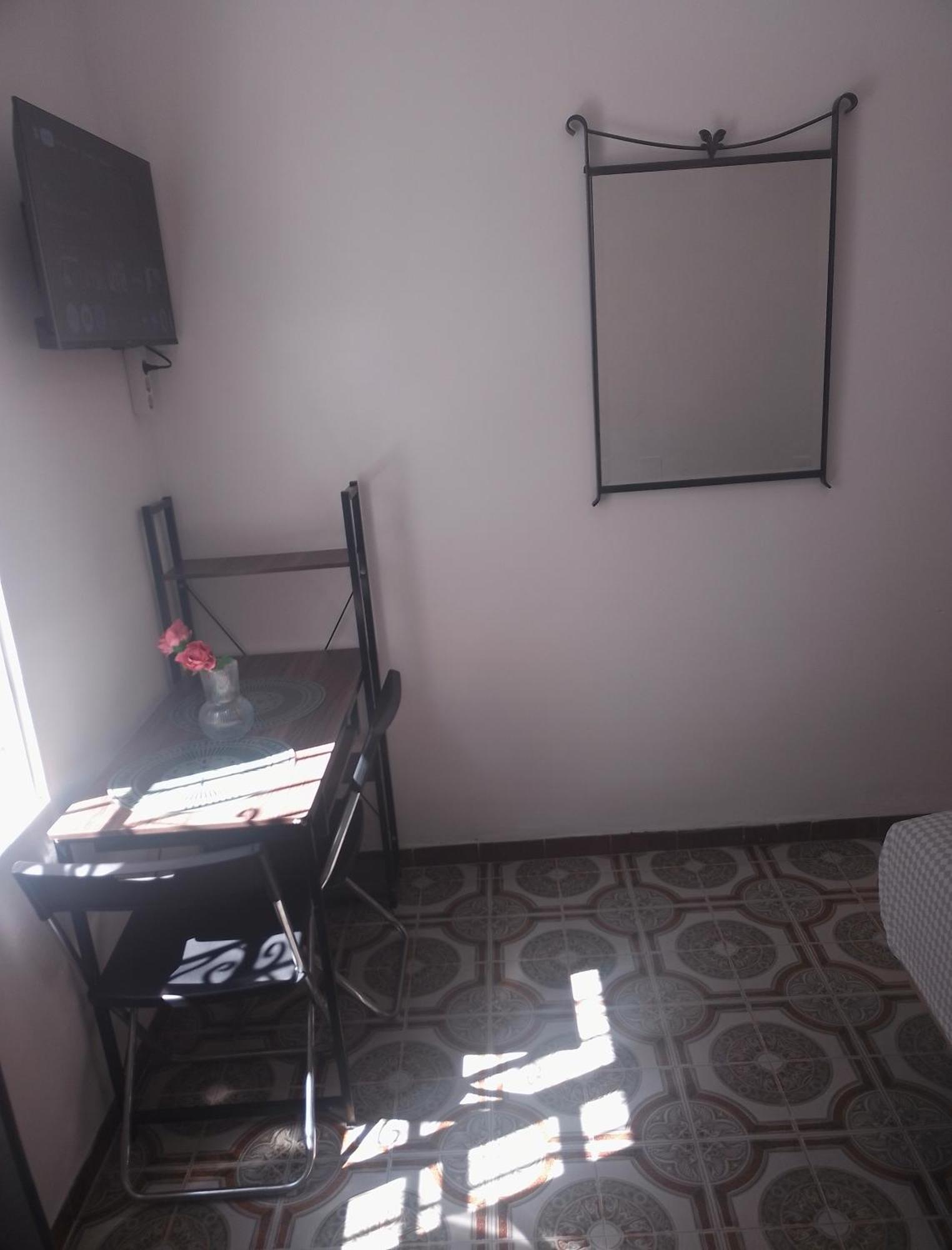Malaga Center Rooms Экстерьер фото